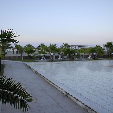 Torquemada Beach Club Margherita Di Savoia Exterior foto