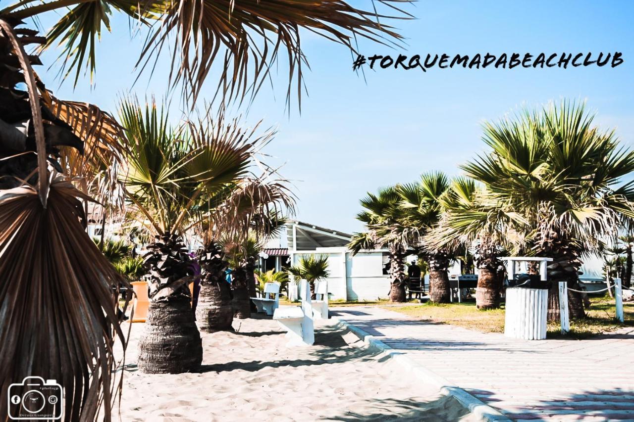 Torquemada Beach Club Margherita Di Savoia Exterior foto