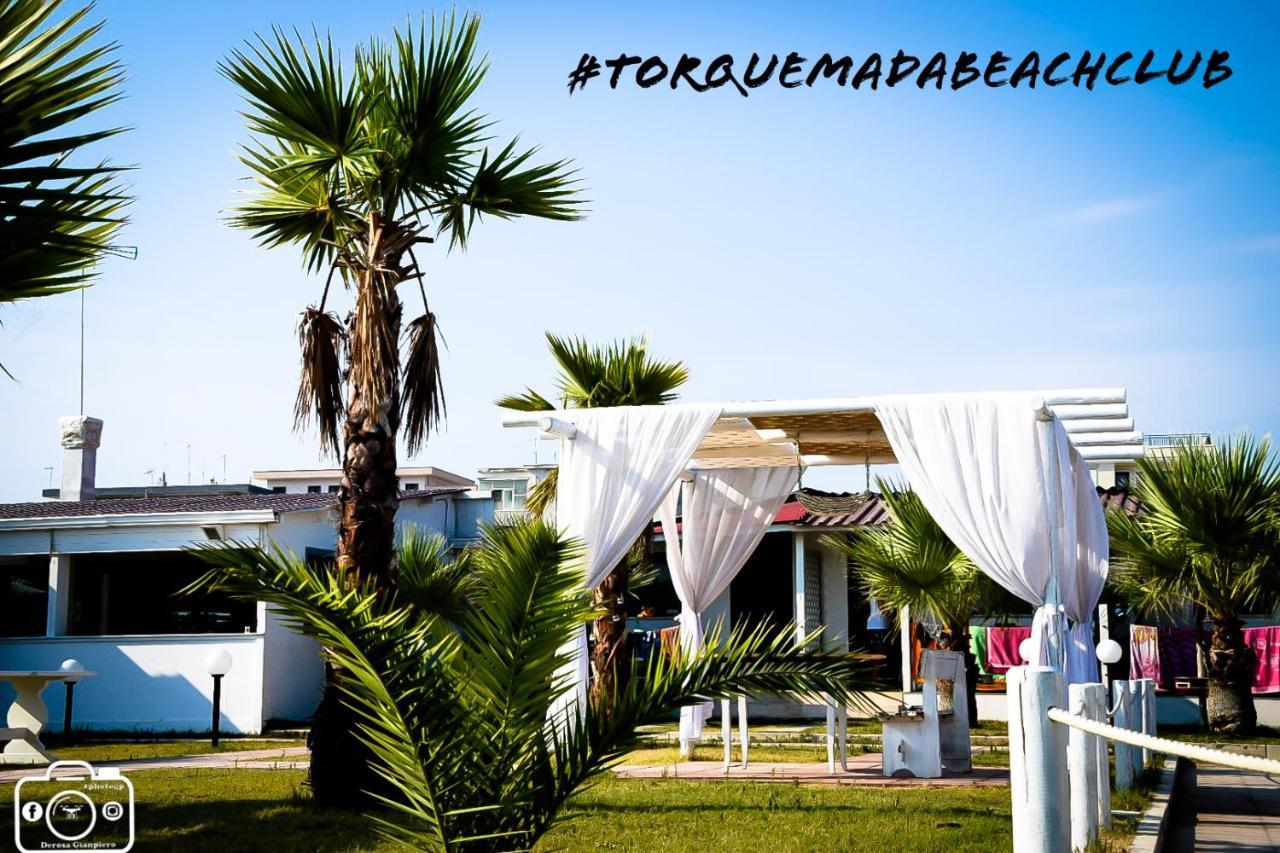 Torquemada Beach Club Margherita Di Savoia Exterior foto