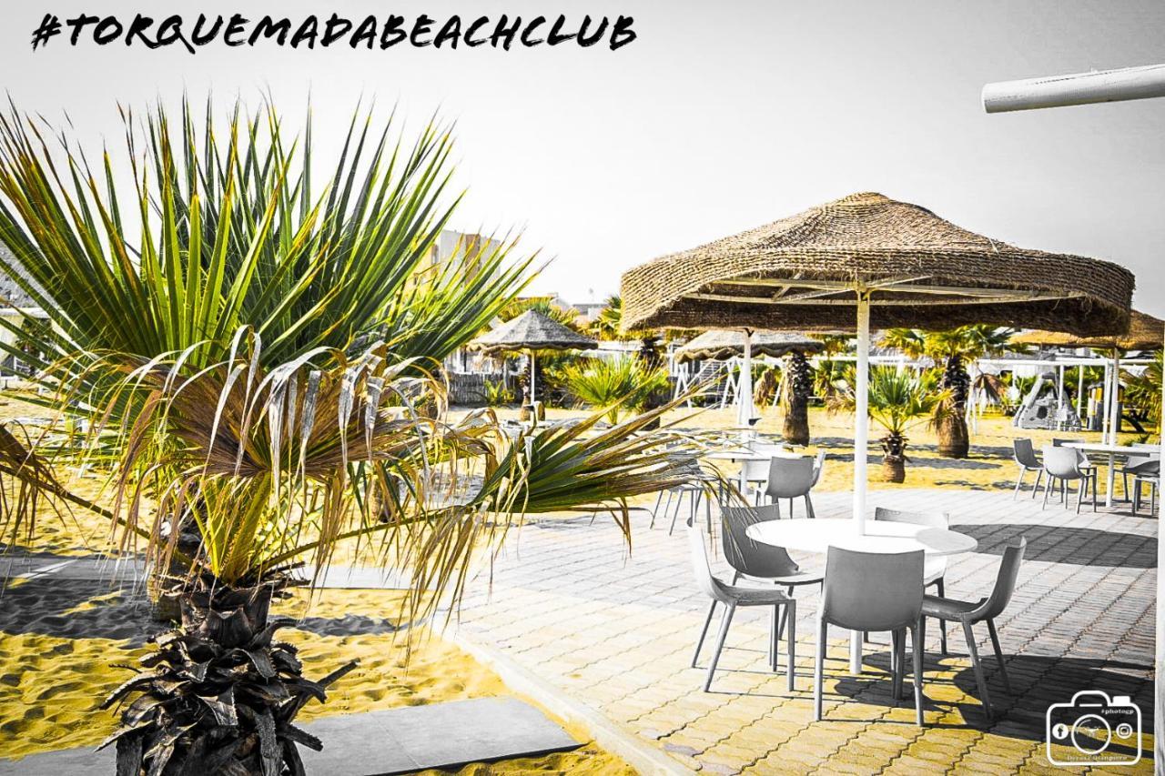 Torquemada Beach Club Margherita Di Savoia Exterior foto