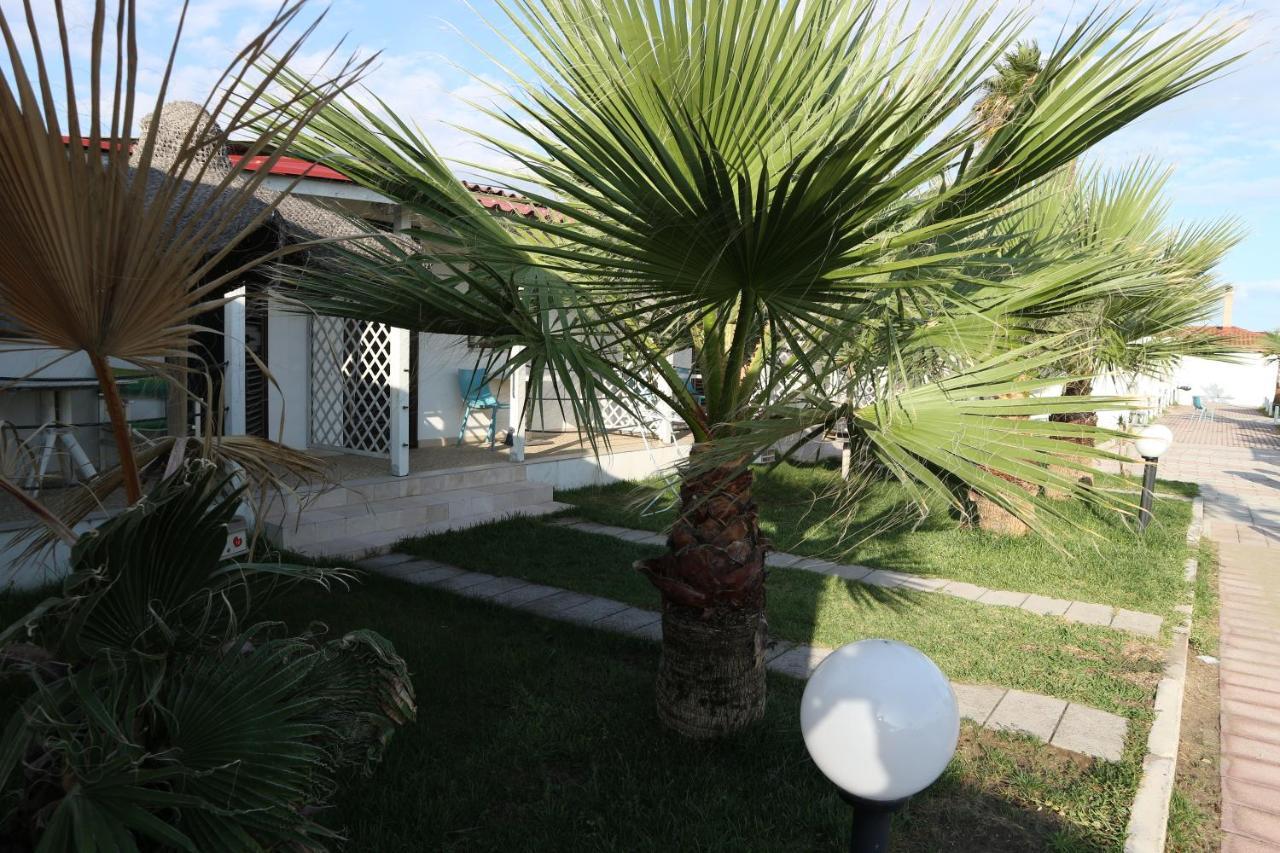Torquemada Beach Club Margherita Di Savoia Exterior foto